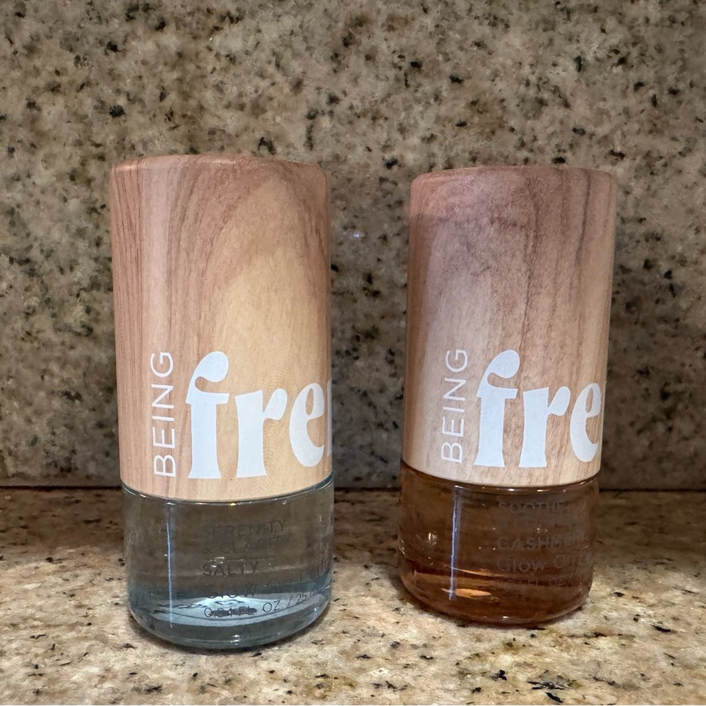 Being Frenshe roll on oil perfume set. Salty and vanilla cashmere.